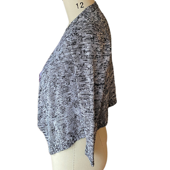 BLUSH & BLOOM Short Black & White Open Shrug Bolero Sweater ~ Ladies MEDIUM - Picture 3 of 3